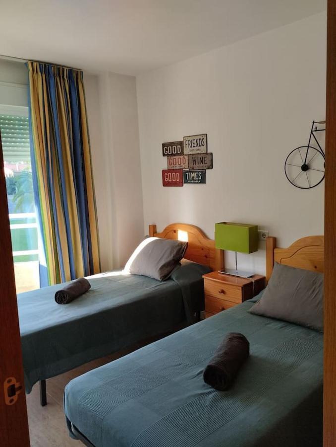 Apartamentos Ch3 Parking Incluido Salou Luaran gambar